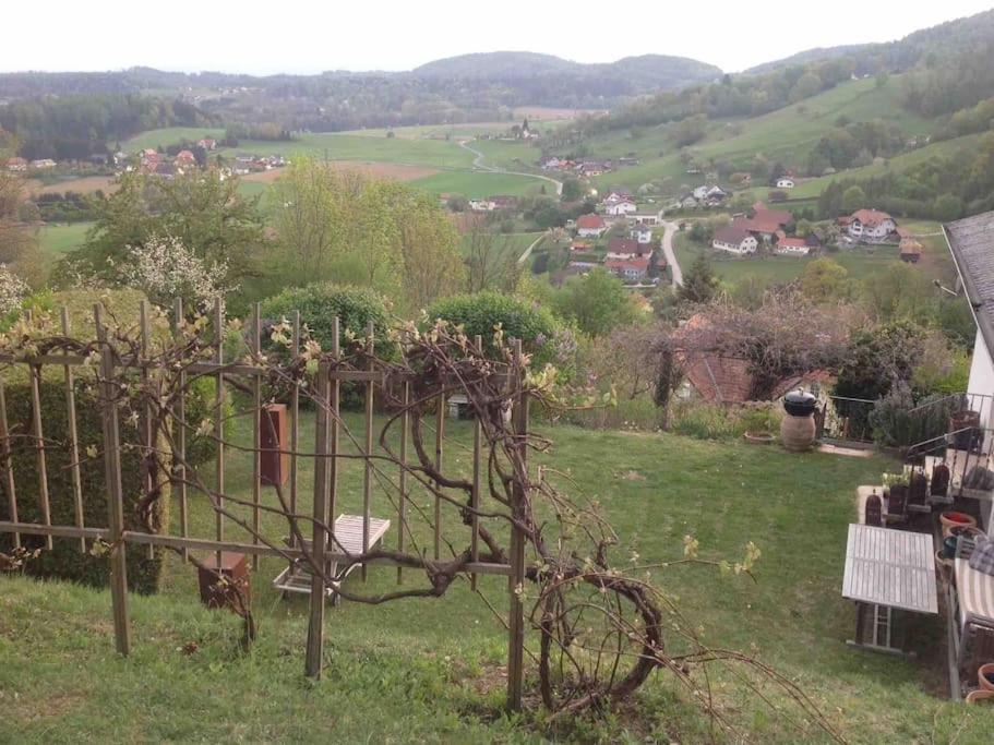 Charmantes Landhaus Mit Garten Und Traumhaftem Fernblick Thal  Ngoại thất bức ảnh